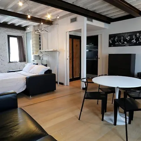 Appartement Loft Santa Chiara - Affitti Brevi Italia *
